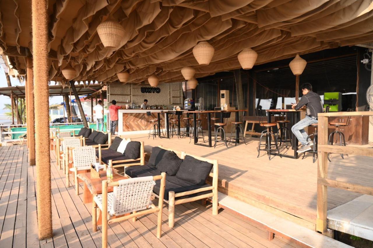 Ukiyo Beach Resort Мандрем Екстер'єр фото