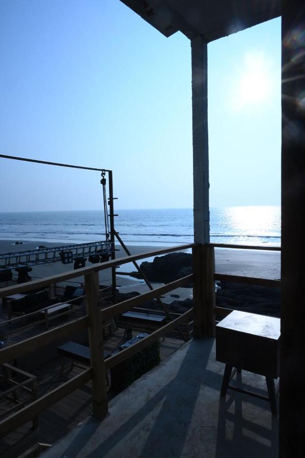 Ukiyo Beach Resort Мандрем Екстер'єр фото